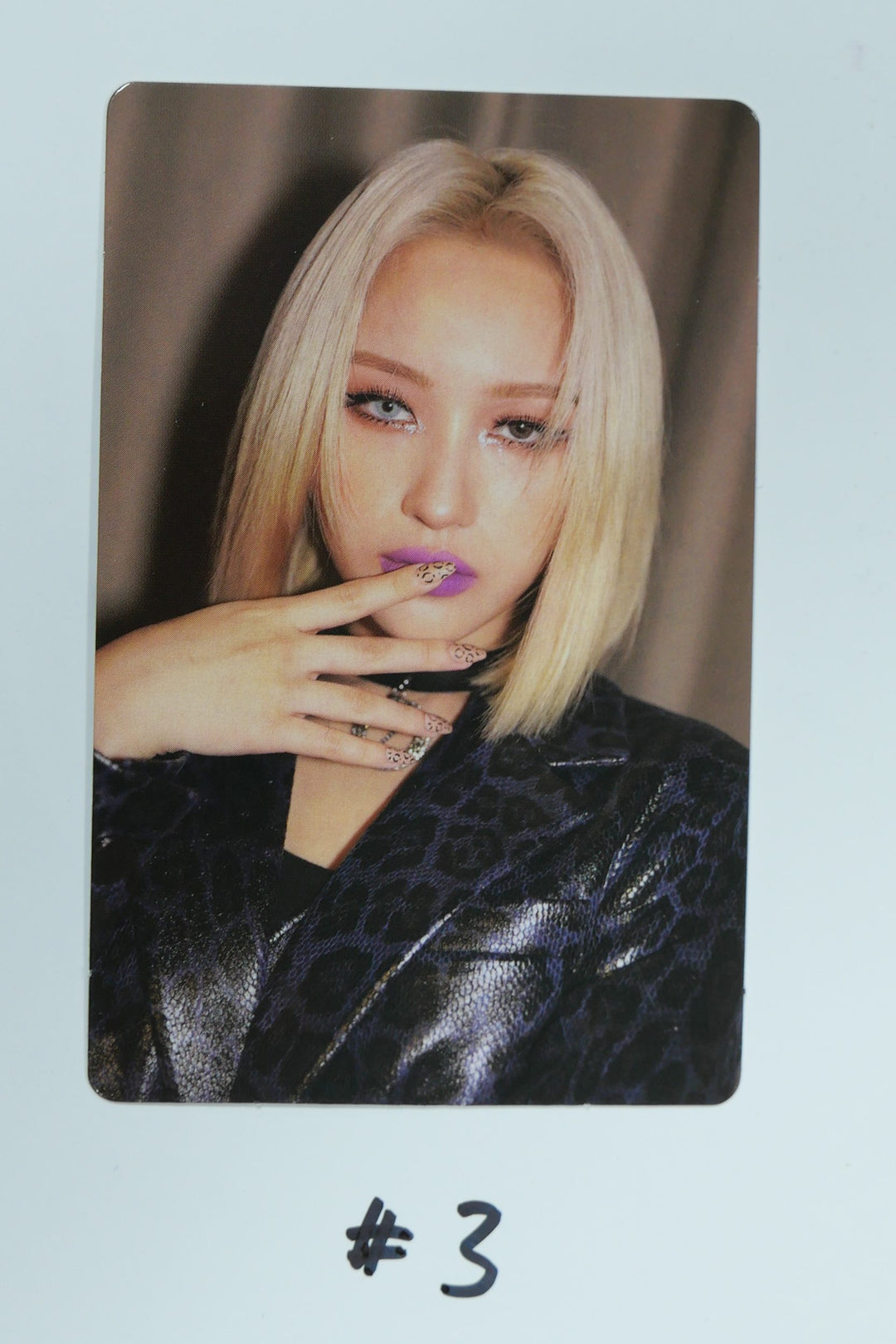 Dreamcatcher "Road To Utopia" - SIYEON Official Photocard