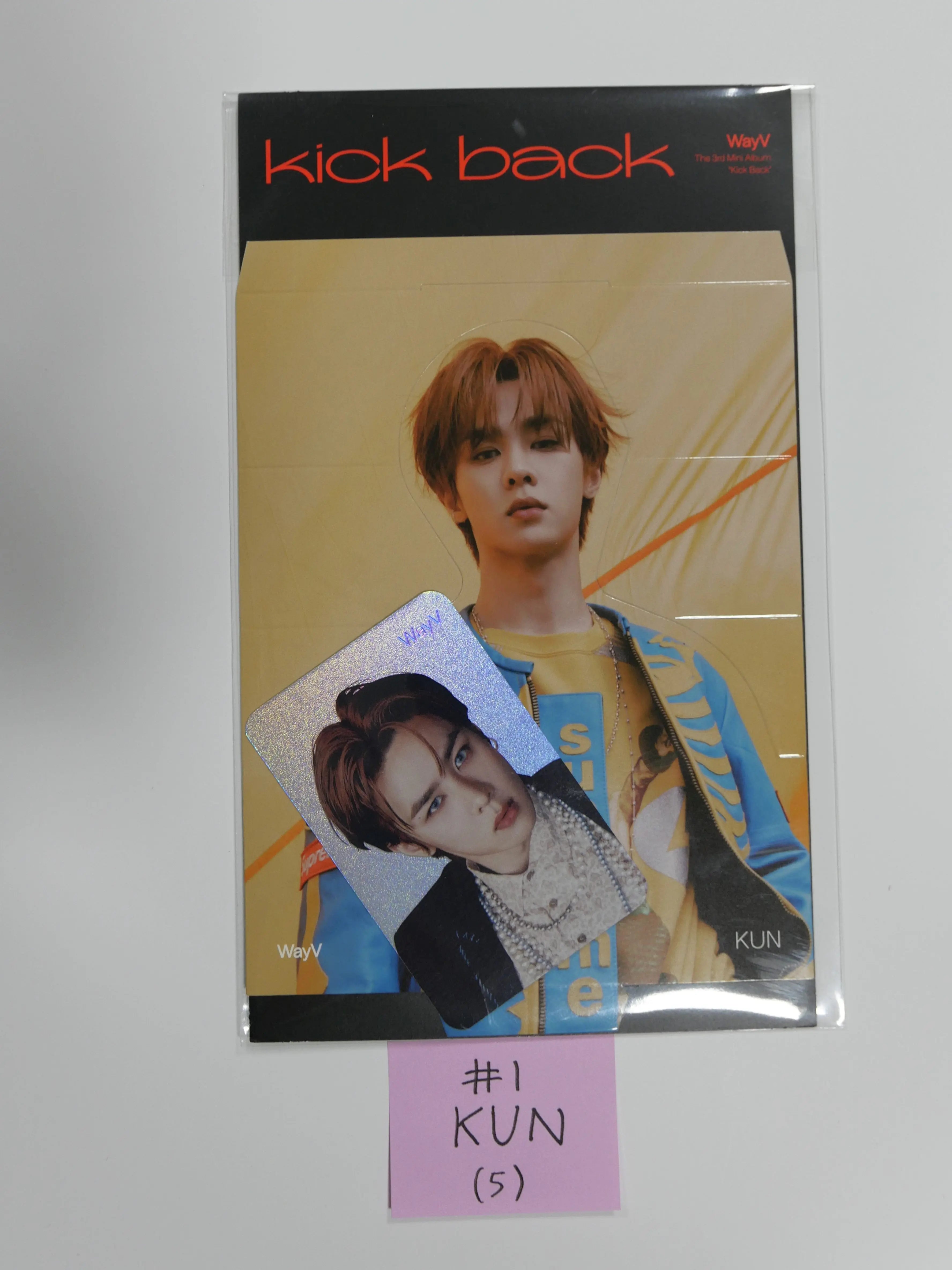WayV 威神v - KICK BACK OFFICIAL MD HOLOGRAM PHOTO CARD SET