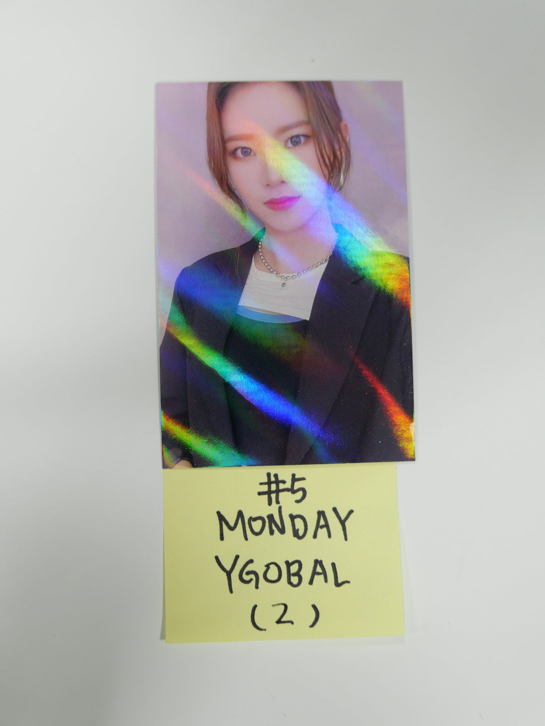Weeekly "We Play" 3rd mini - Yglobal Pre-order Event Hologram Photocard