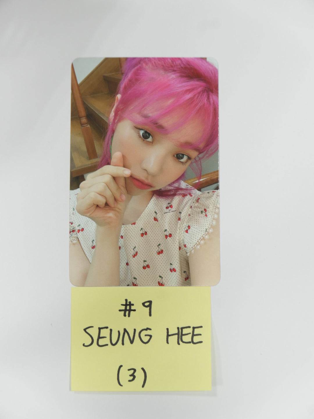 Oh My Girl "Dun Dun Dance"- Official Photocard [Seung Hee, Mi Mi, Hyo Jung] (updated 6-17)