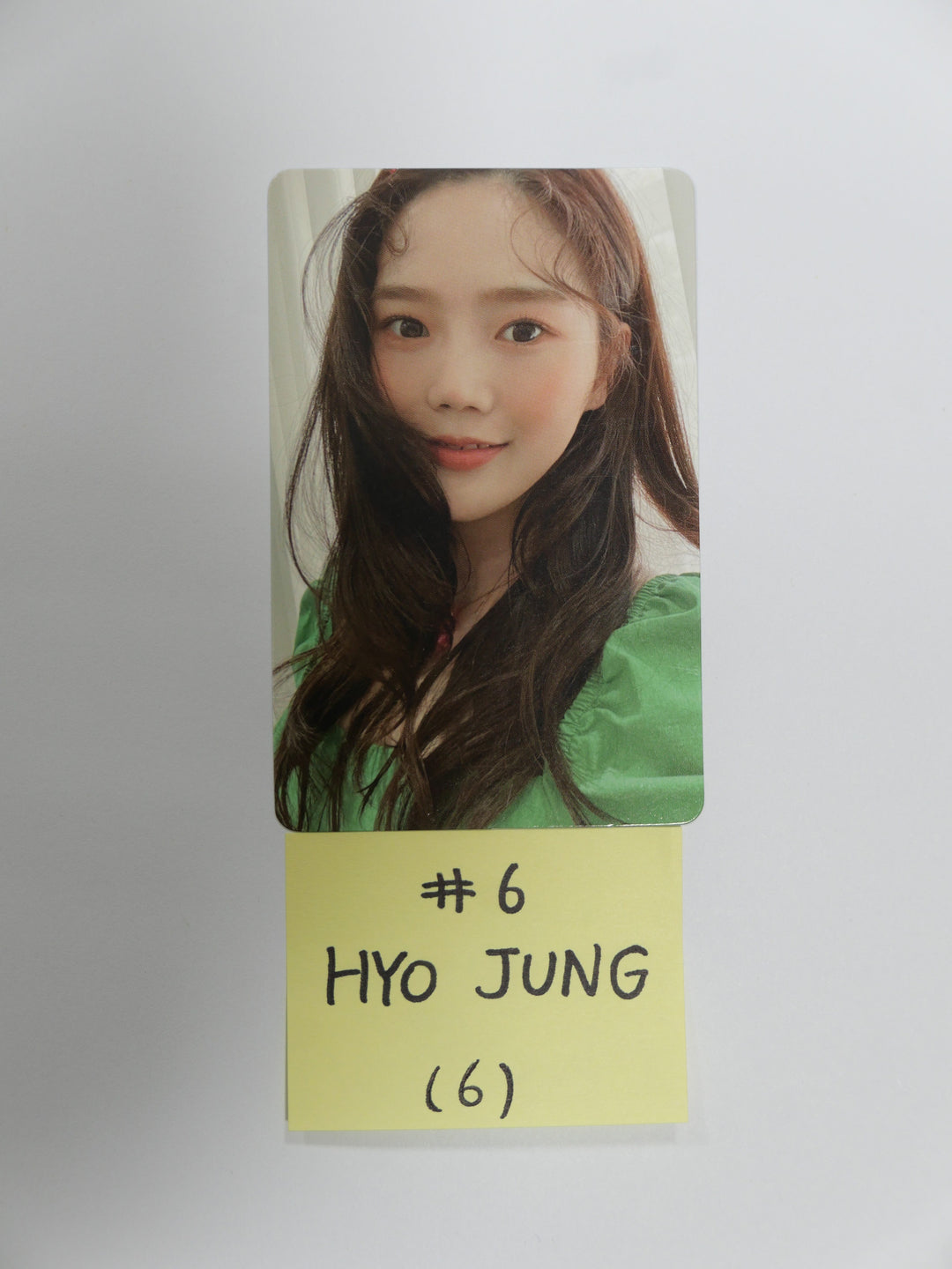Oh My Girl "Dun Dun Dance"- Official Photocard [Seung Hee, Mi Mi, Hyo Jung] (updated 6-17)