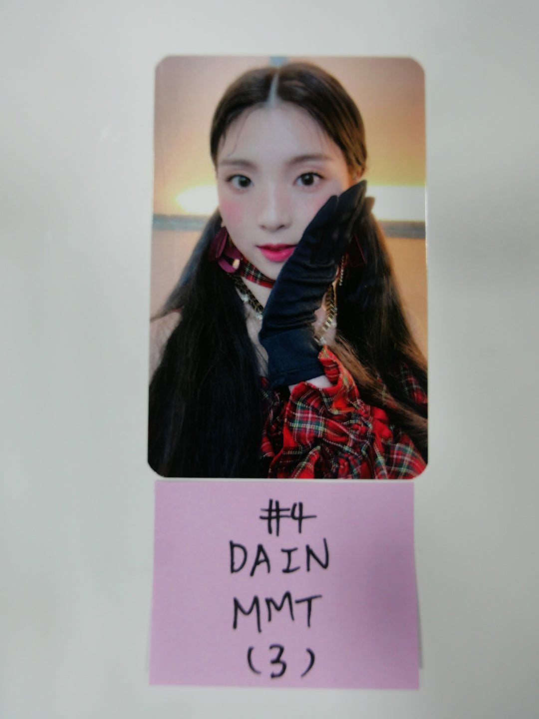 Hot Issue "Issue Maker" - Mmt Pre-order Photocard