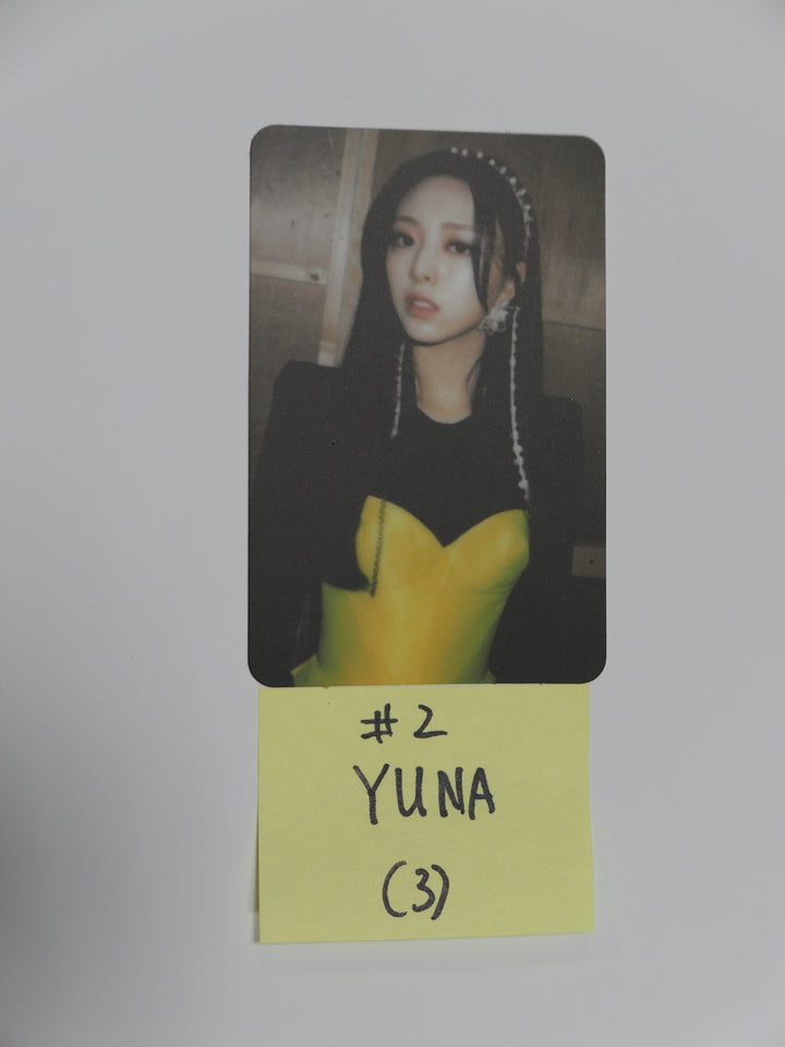 Itzy 'Guess Who' - Official Limited Photocard