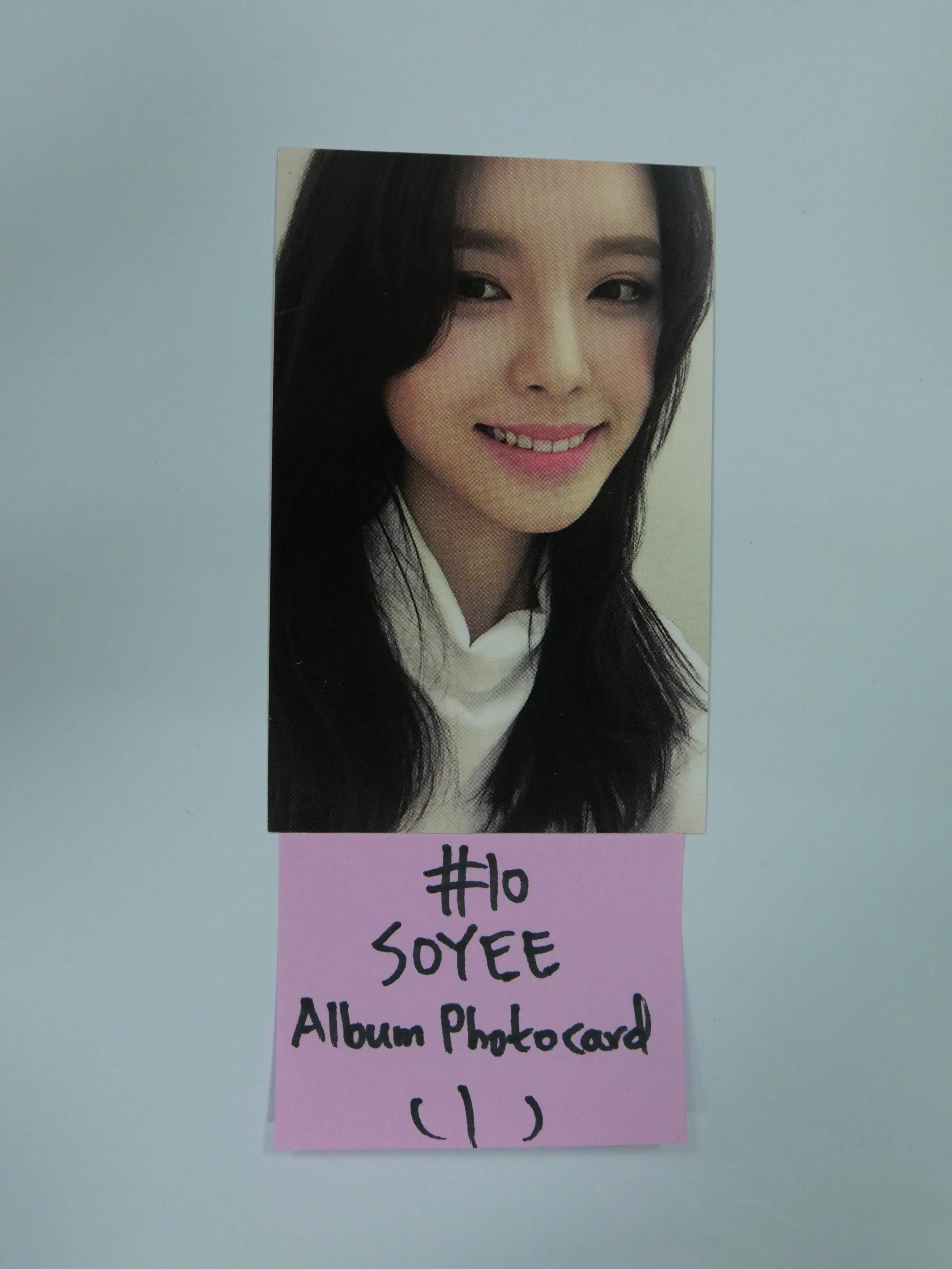 タレントカード gugudan Gugudan - Official & Broadcast Photocard - HALLYUSUPERSTORE