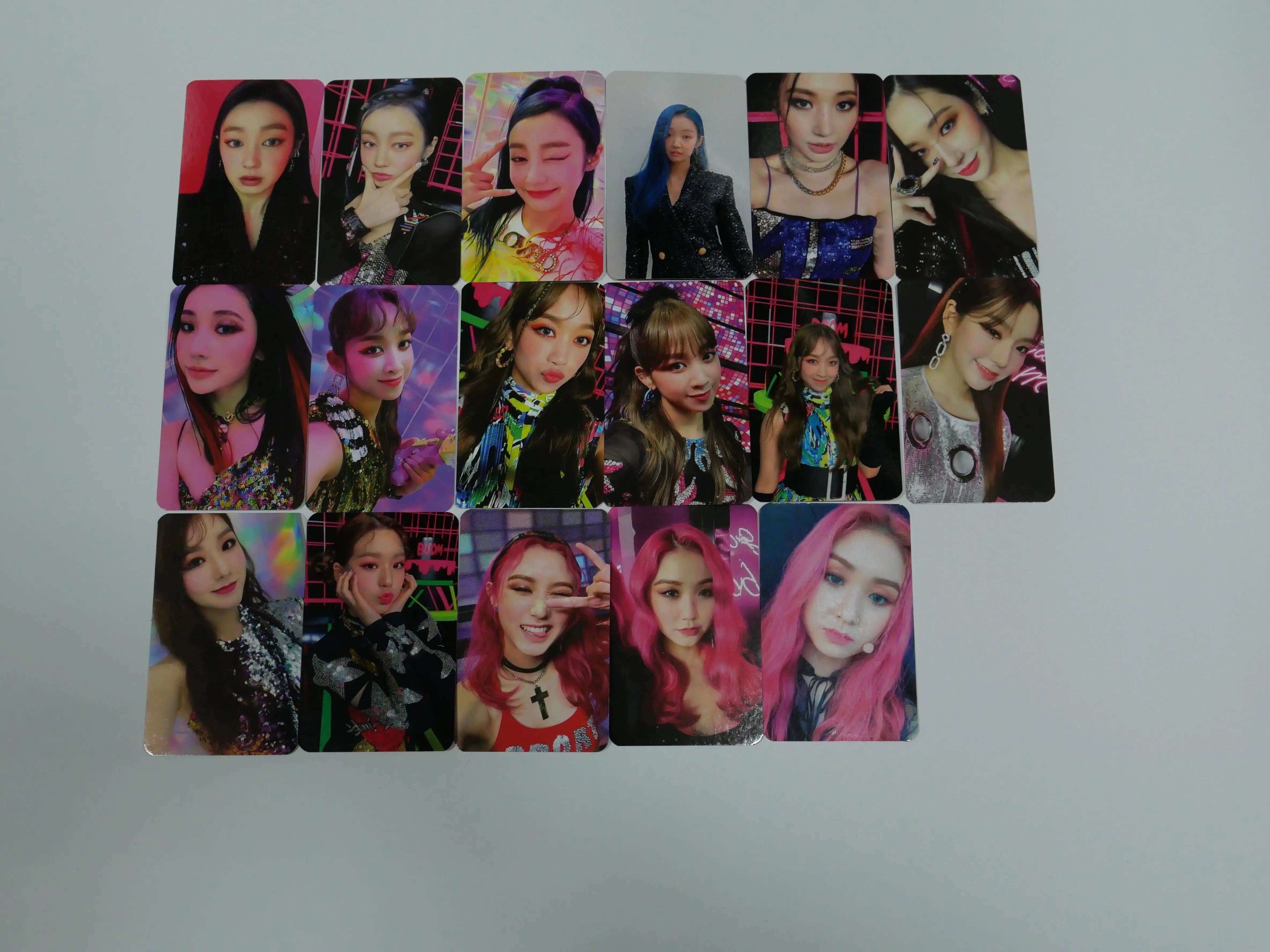 stayc シウン ポラロイド チェキ STAYC セウン 直筆サイン入りチェキ instax チェキ ポラロイド