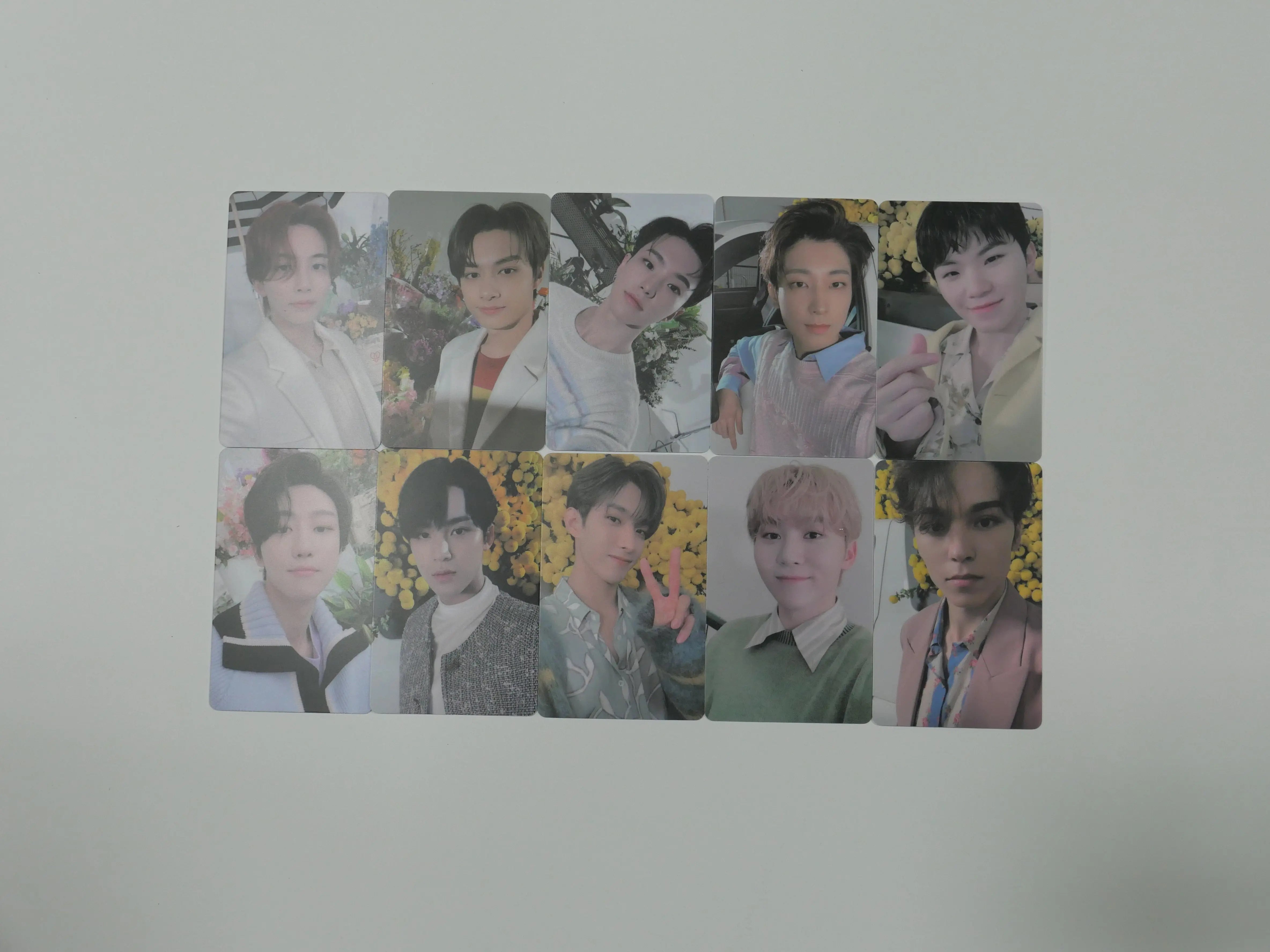 seventeen - HALLYUSUPERSTORE seventeen - HALLYUSUPERSTORE