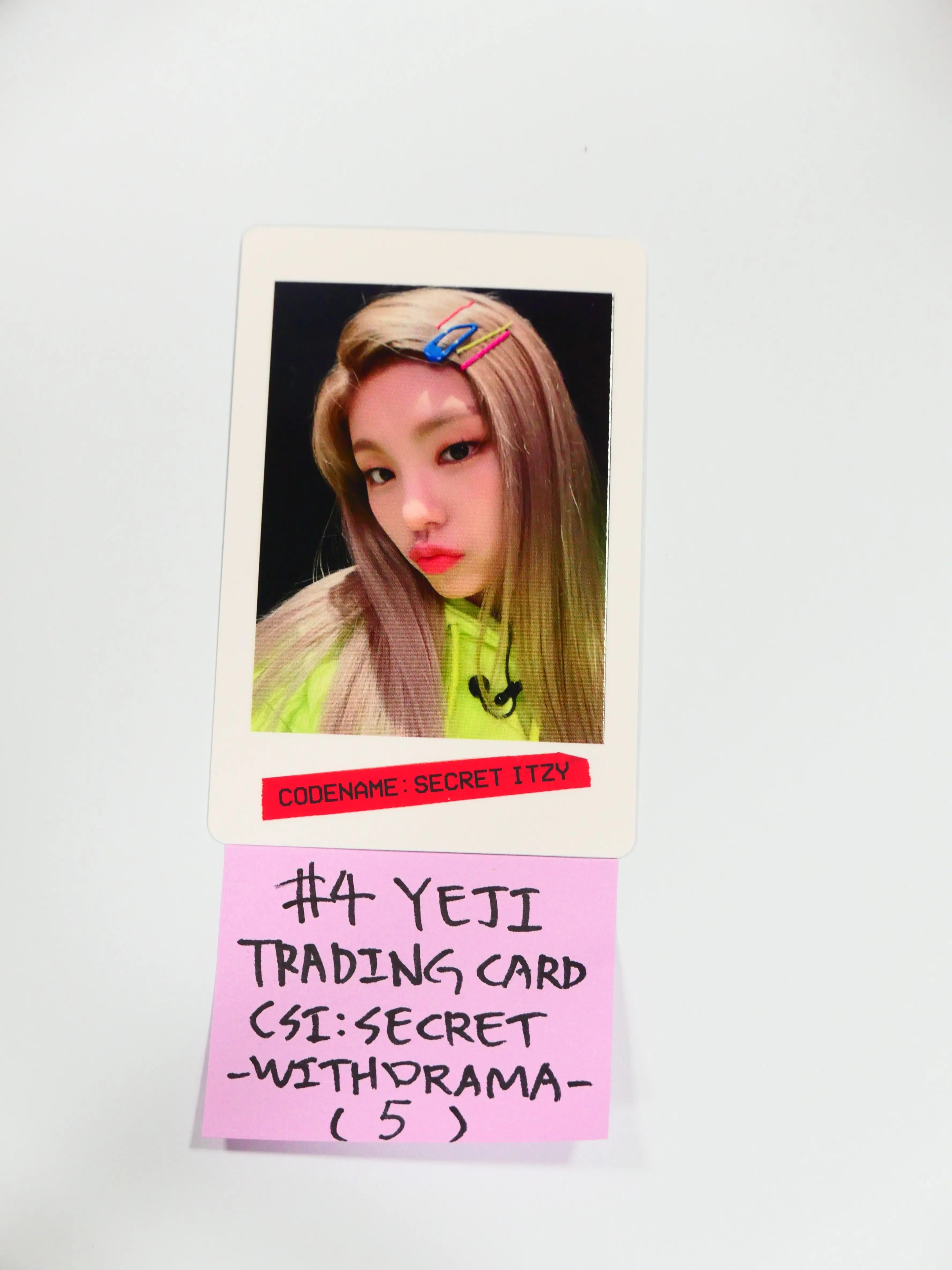 Itzy 'CSI Code Name Secret' - Trading Card Photocard (1