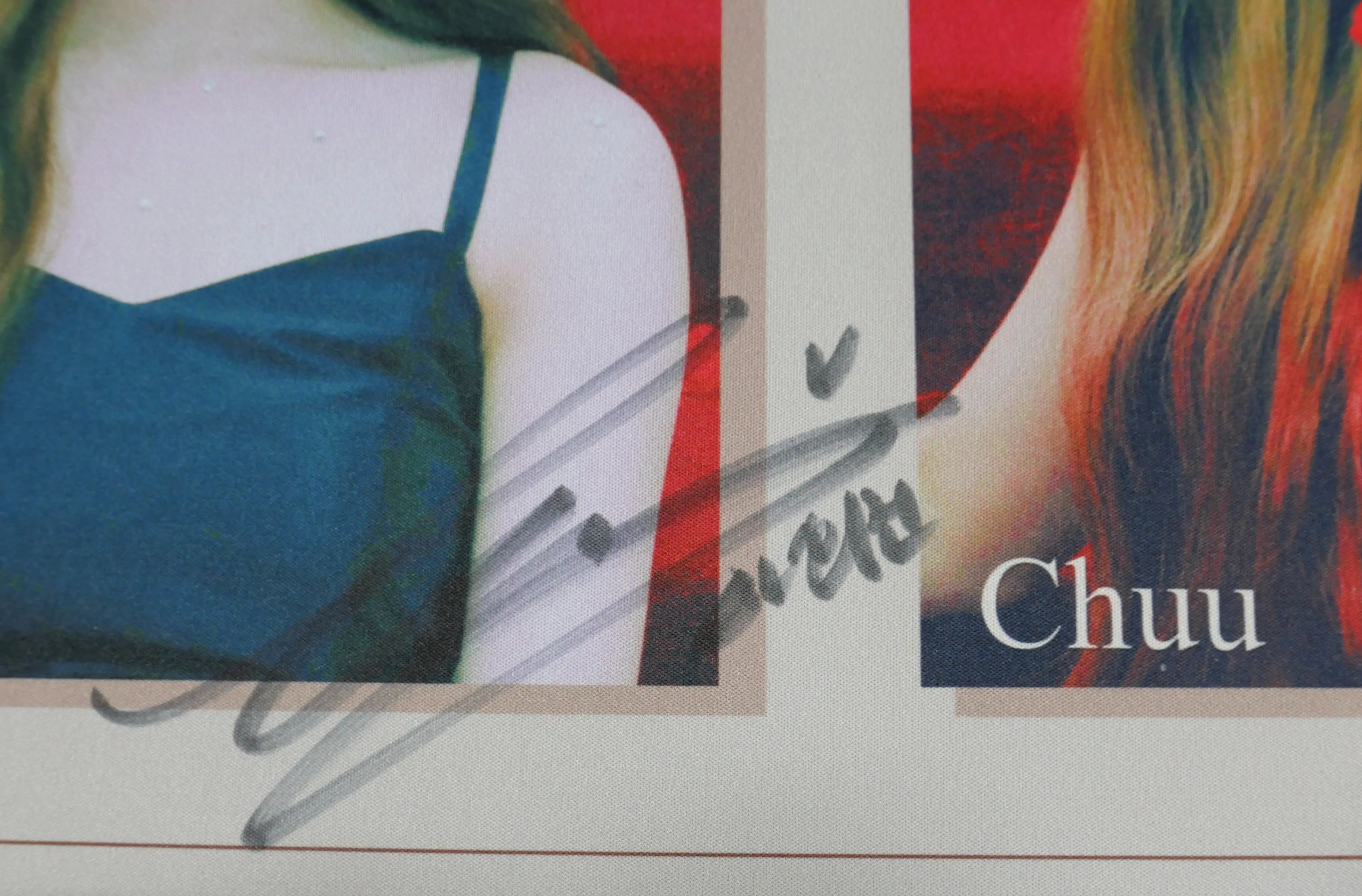 Loona Sudden Attack Heejin & Chuu Hand Autographed(Signed) Mouse