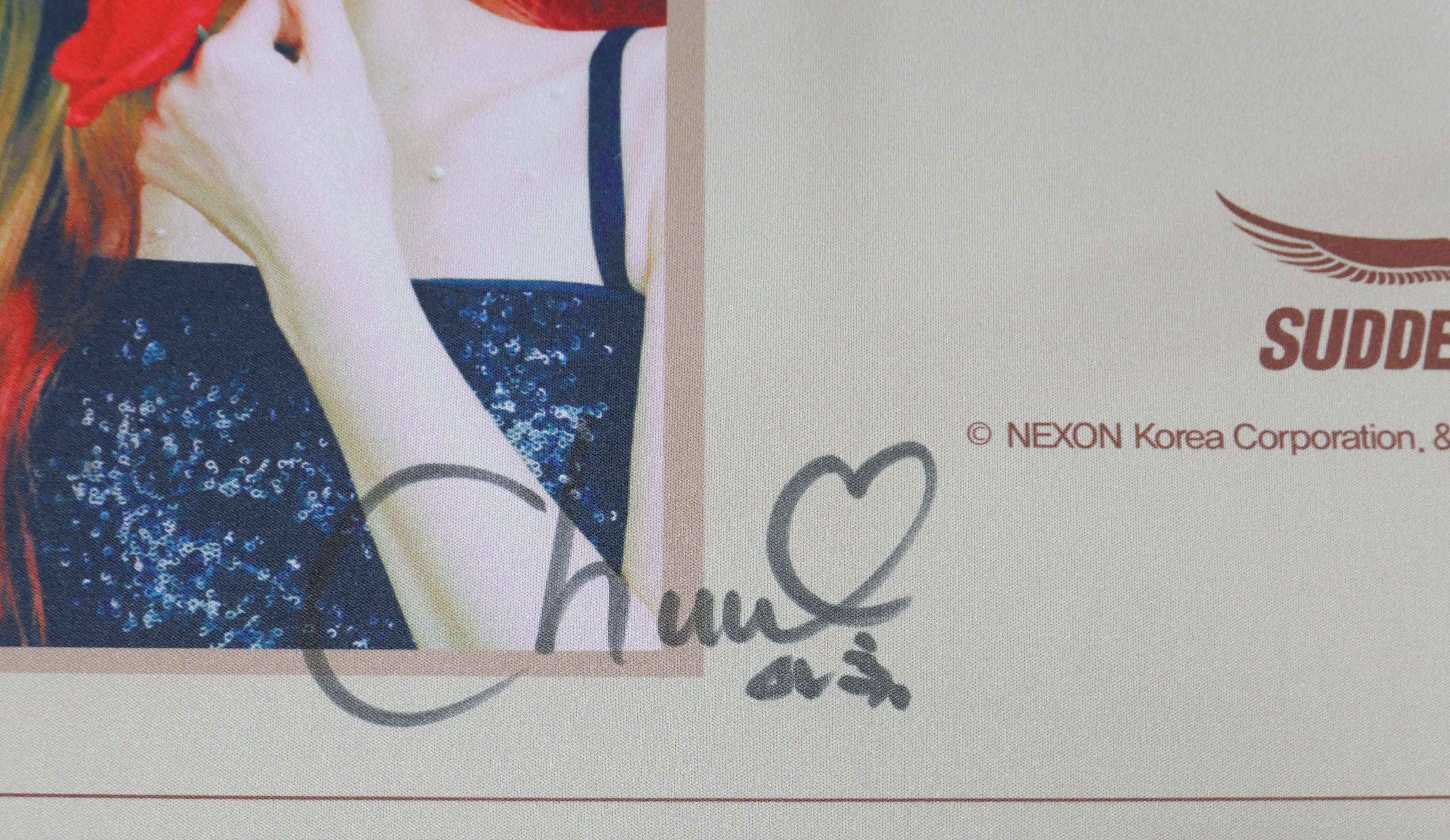 Loona Sudden Attack Heejin & Chuu Hand Autographed(Signed) Mouse