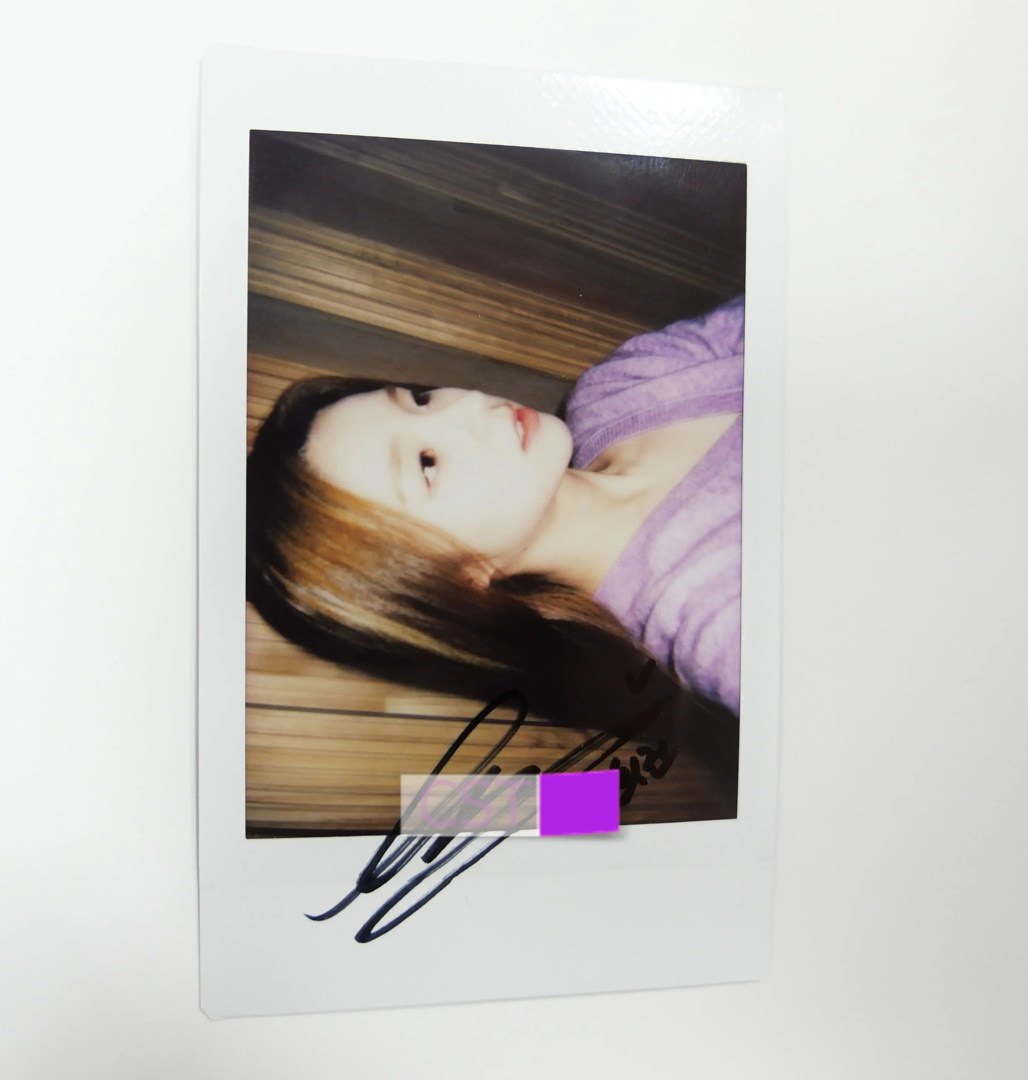 Hee Jin (of Loona) - Sudden Attack Event Hand Autographed(Signed