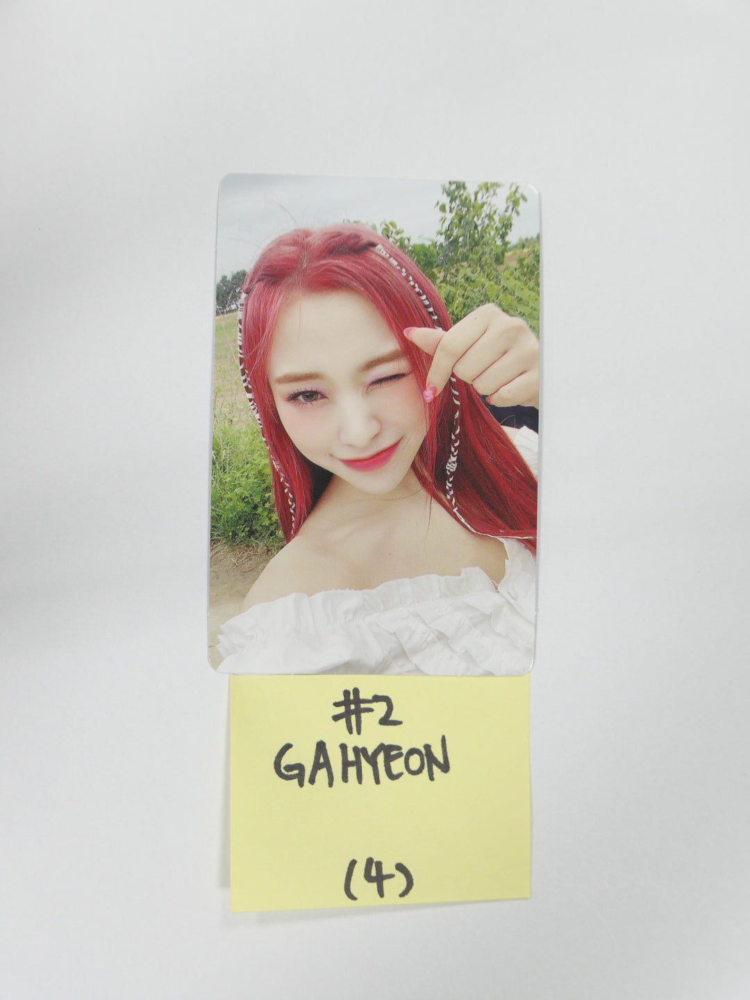 Dreamcatcher "Summer Holiday" -Limited edition Official Photocard (Mass Updated on August 6th)