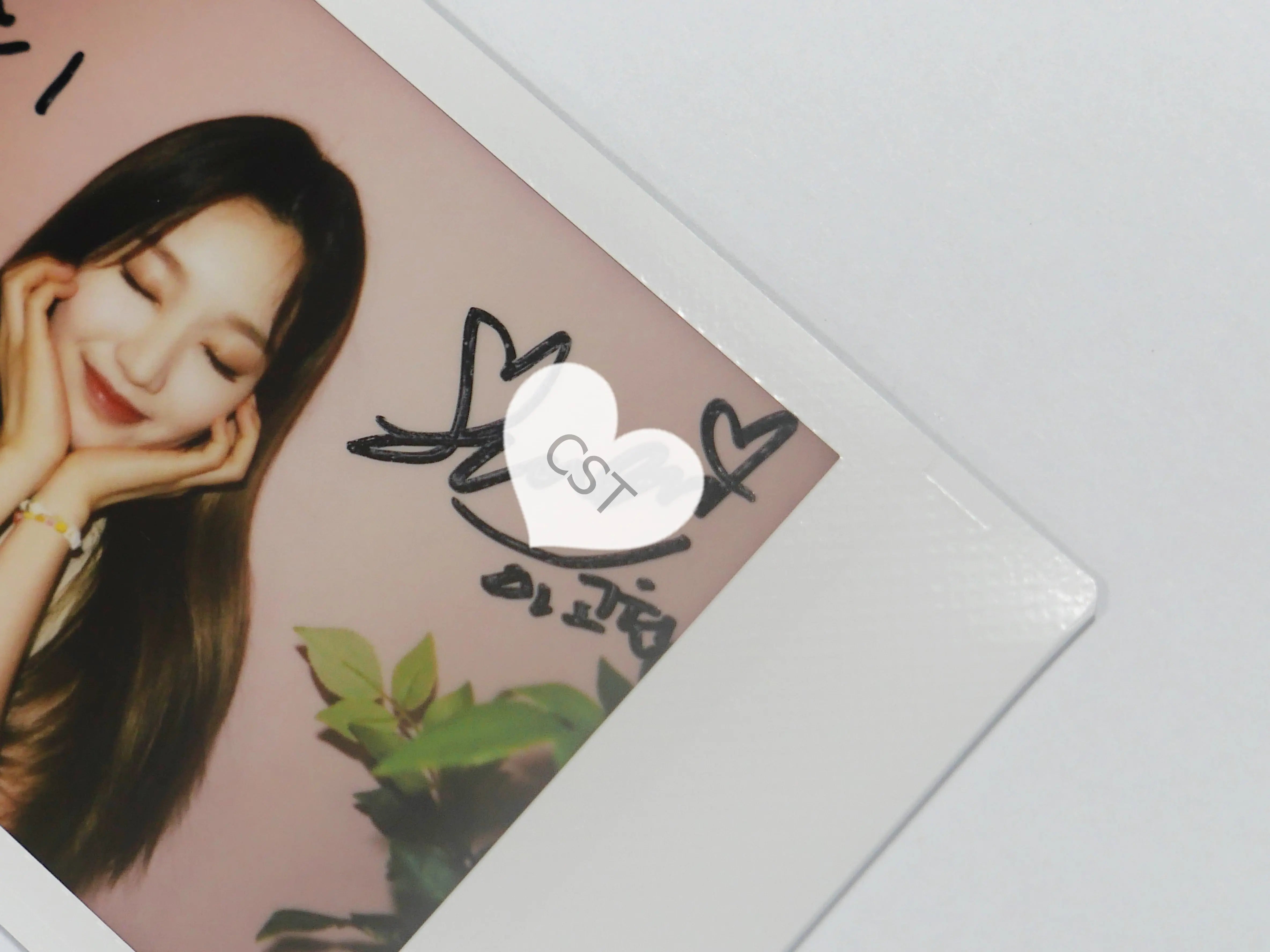 Loona - HALLYUSUPERSTORE – Page 4