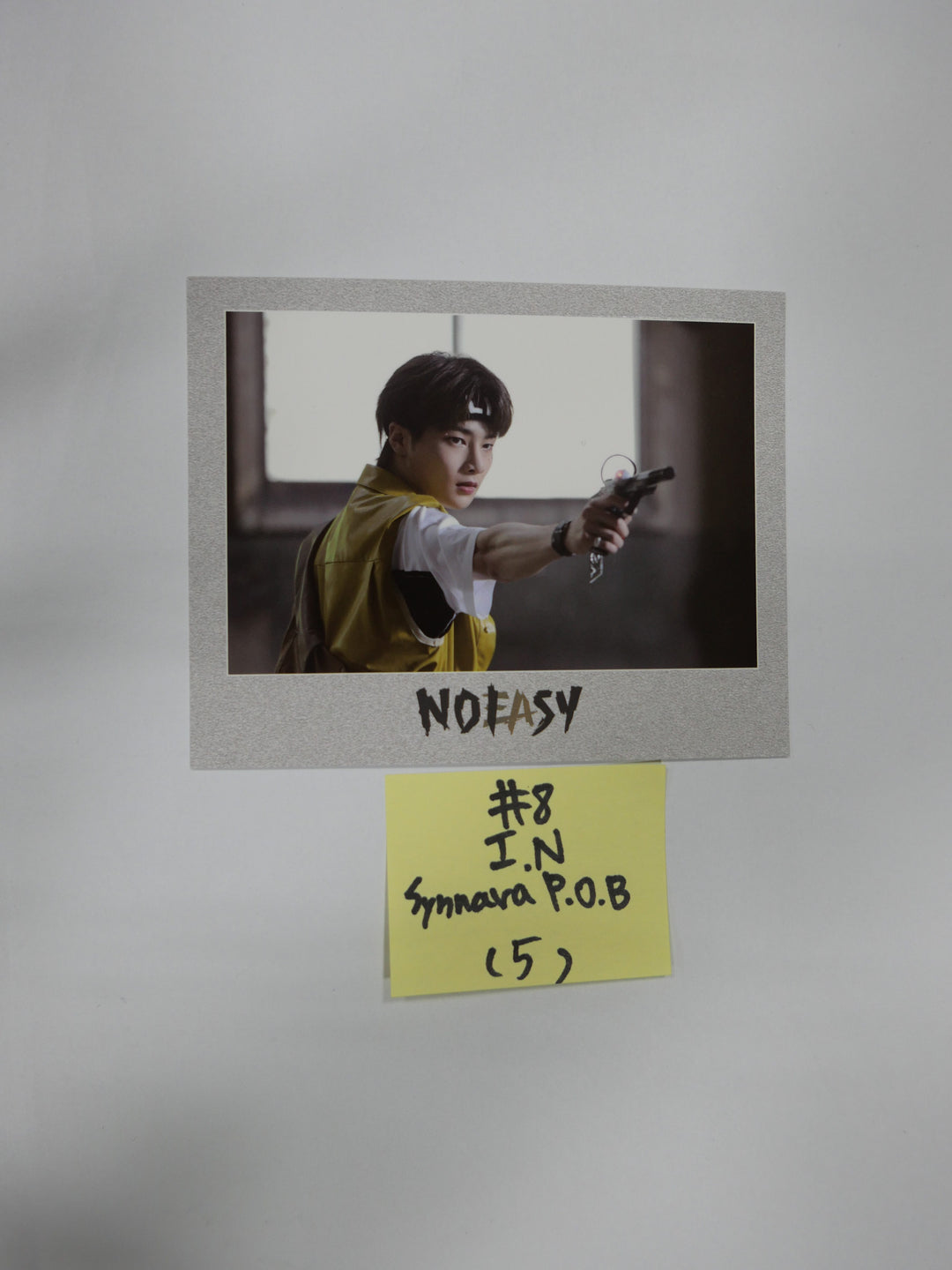 Stray Kids 'No Easy' - Synnara Pre-Order Benefit Polaroid Type Photocard