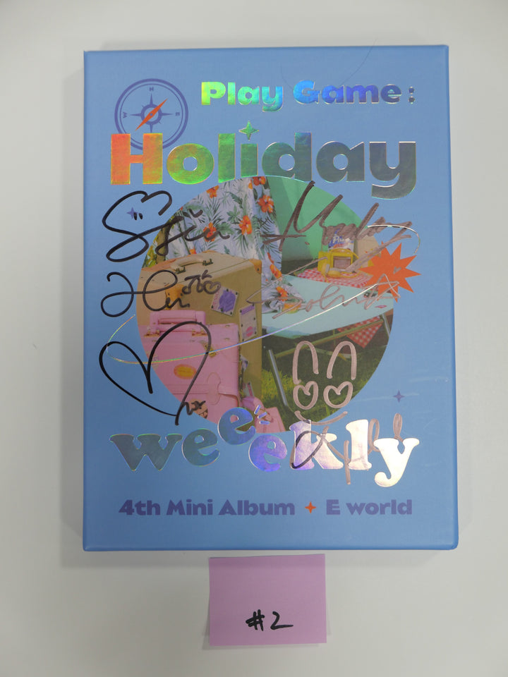 Weeekly "Play Game : Holiday Party" 4th Mini - Hand Autographed(Signed) Album