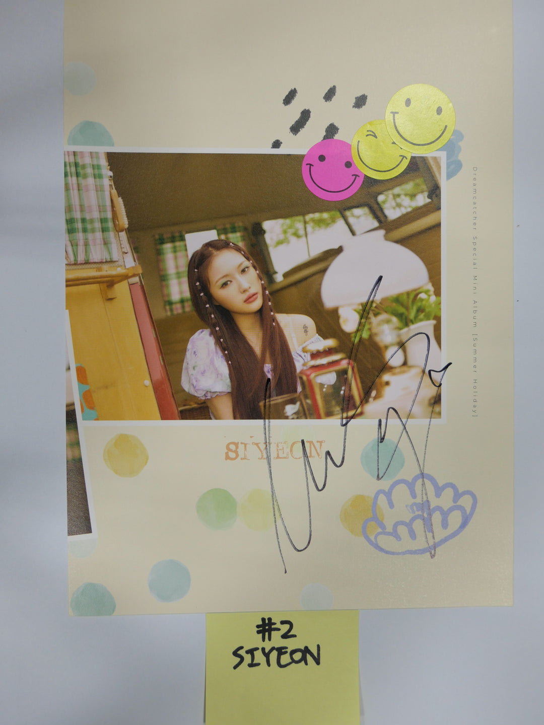 Dreamcatcher [Summer Holiday] – A Cut Page From Fansign Event Albums