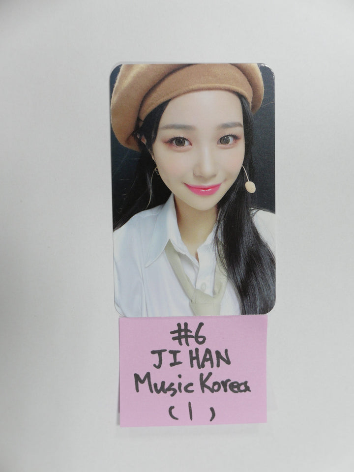 Weeekly "Play Game: Holiday" - Musickorea Fan Sign Event Photocard Round 2