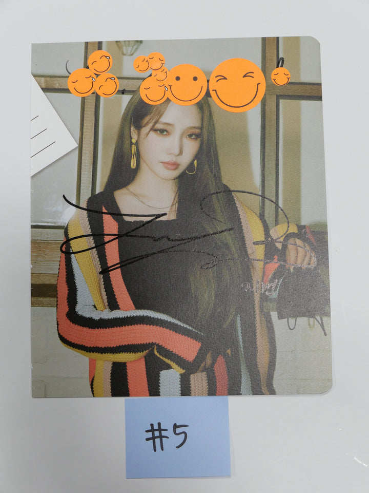 Fromis_9 [ Talk&Talk, 9 Way Ticket ] – A Cut Page From Fansign Event Albums