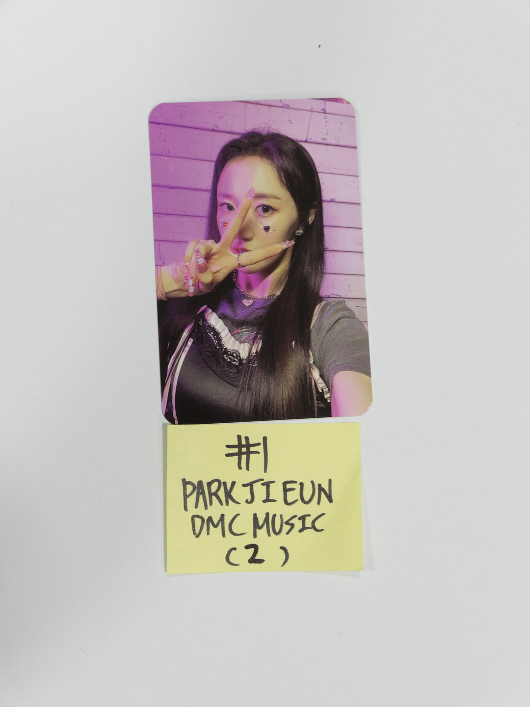 Purple Kiss 'Hide & Seek' - DMC Fansign Event Photocard