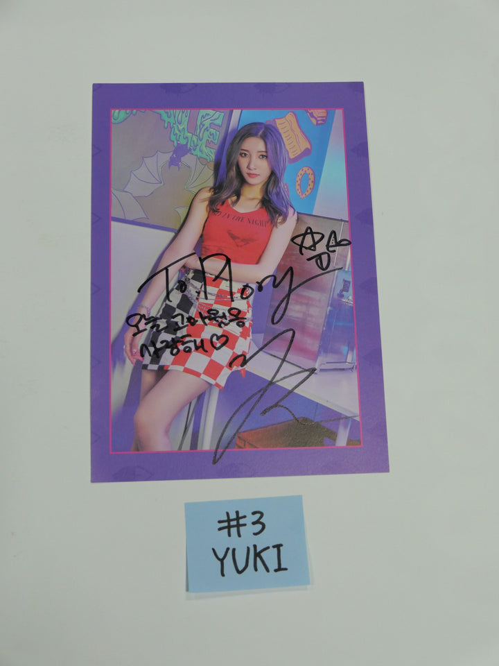 Purple Kiss [ HIDE & SEEK ] – A Cut Page From Fansign Event Albums