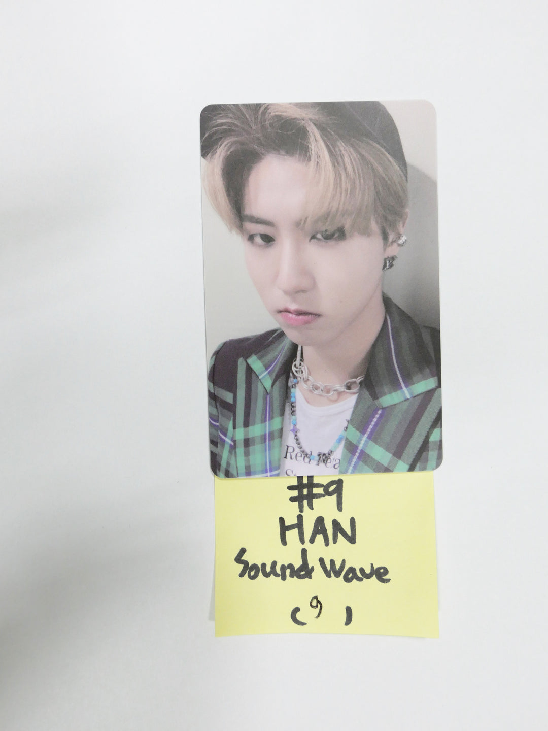Stray Kids 'No Easy' - Soundwave Luckydraw Plastic Photocard + Bonus Message Card Round 1 (Must Read)