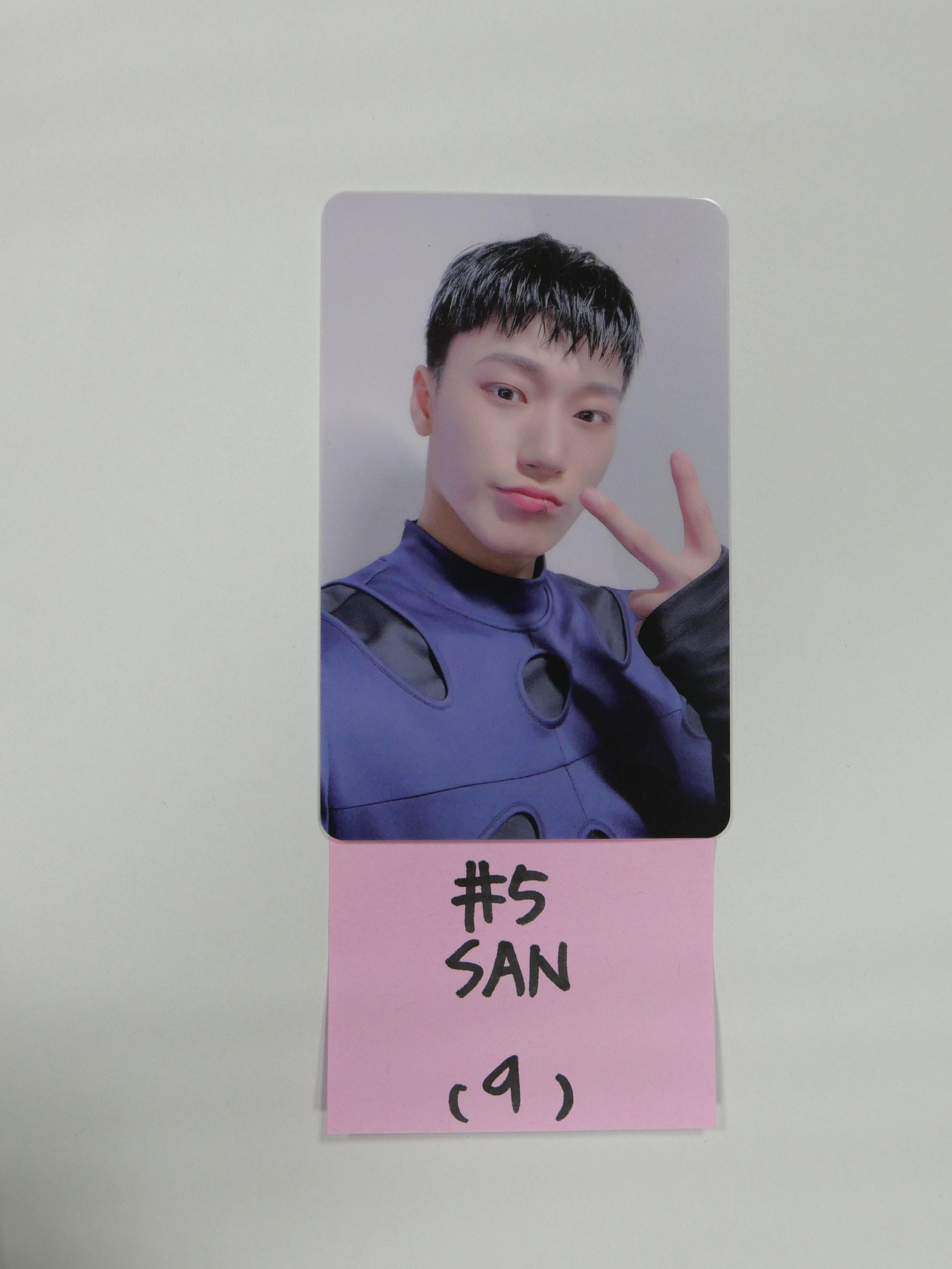 Ateez 'Zero Fever Part 3' - Whosfan CAFE Luckydraw Photocard