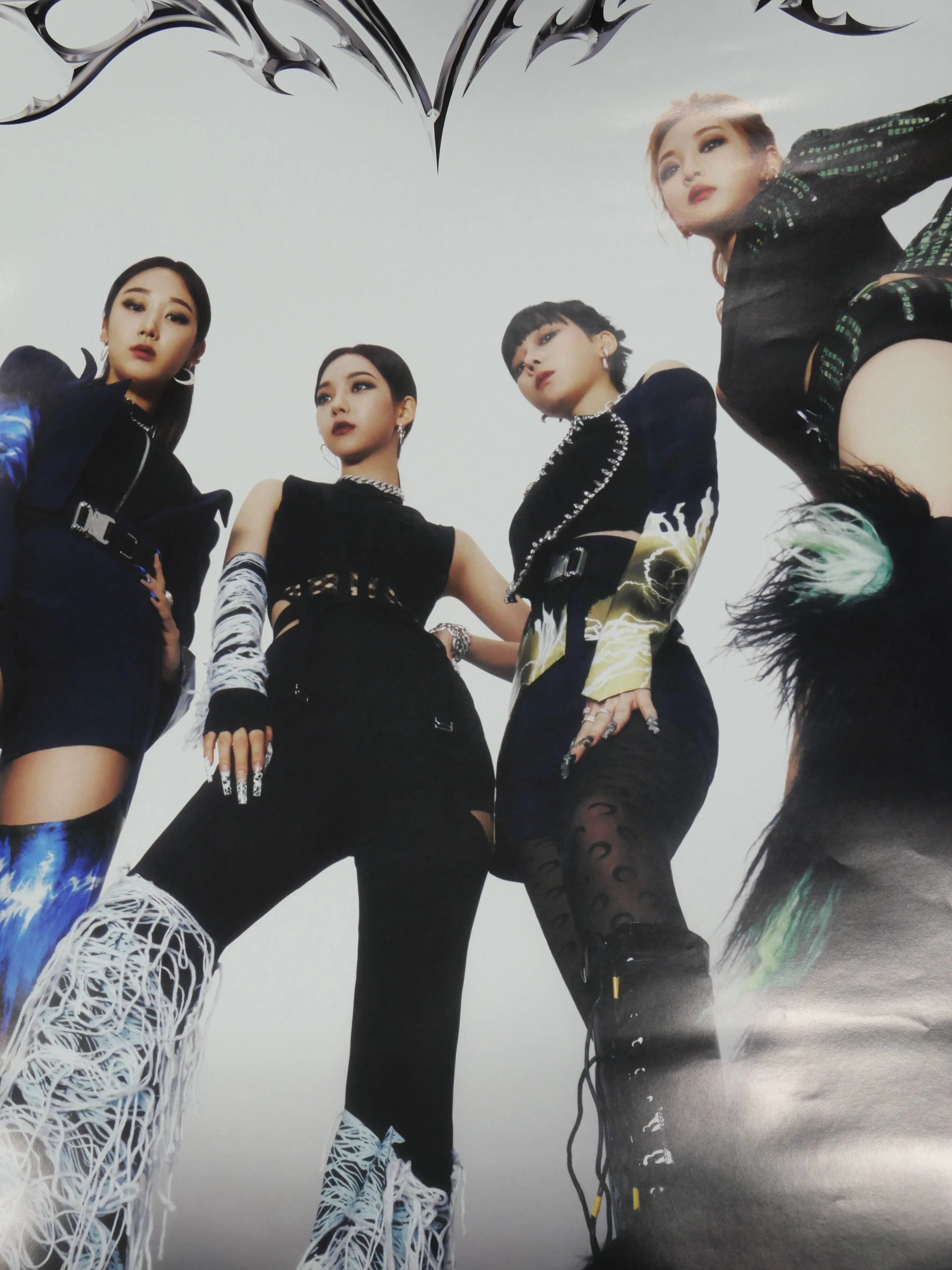 Aespa 'Savage' 1st mini Big Poster Set(8EA), Normal Poster Set(4EA