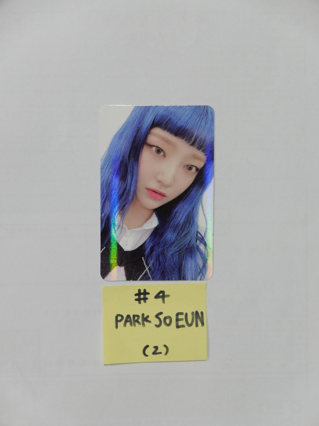 Weeekly "Play Game : Holiday" 4th Mini - YGLOBAL Fansign Event Hologram Photocard
