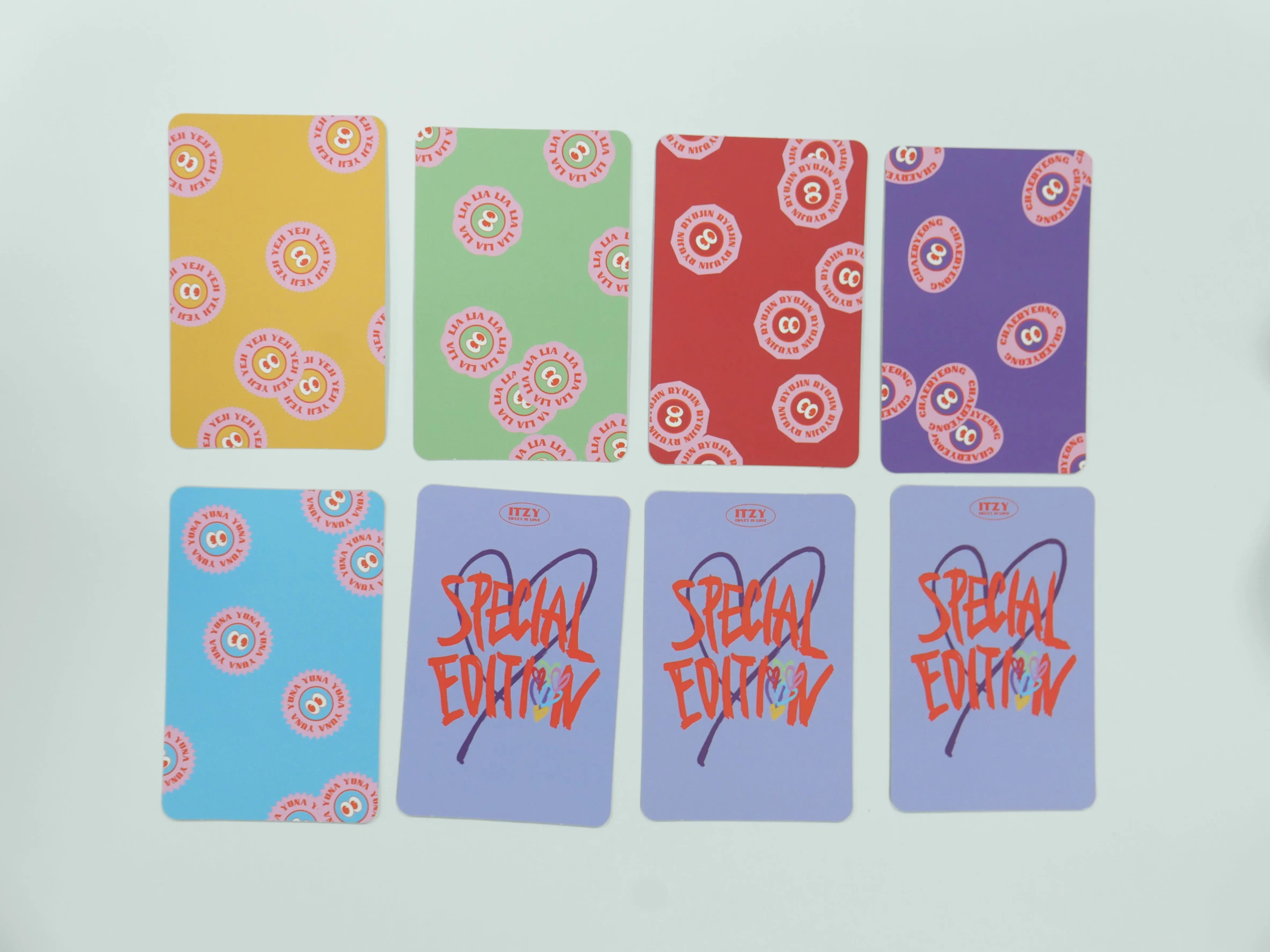 ITZY 'CRAZY IN LOVE' - Special Edition [PHTOBOOK Ver.] Photocard