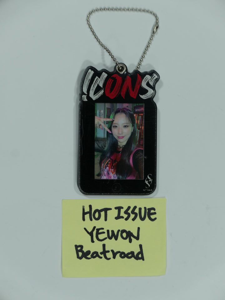 HOT ISSUE 1st Single Album 'ICONS' - Fansign Event Winner Keyring