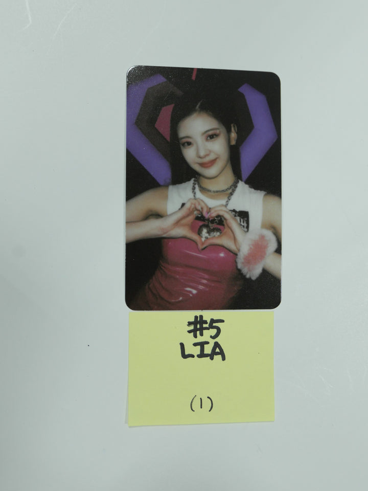 ITZY 'CRAZY IN LOVE' - Special Edition [JEWELCASE Ver.] Photocard