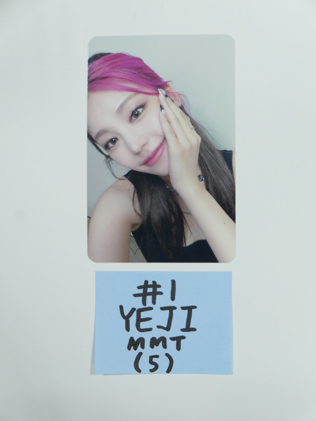 ITZY 'CRAZY IN LOVE' - MMT Fansign Event Photocard