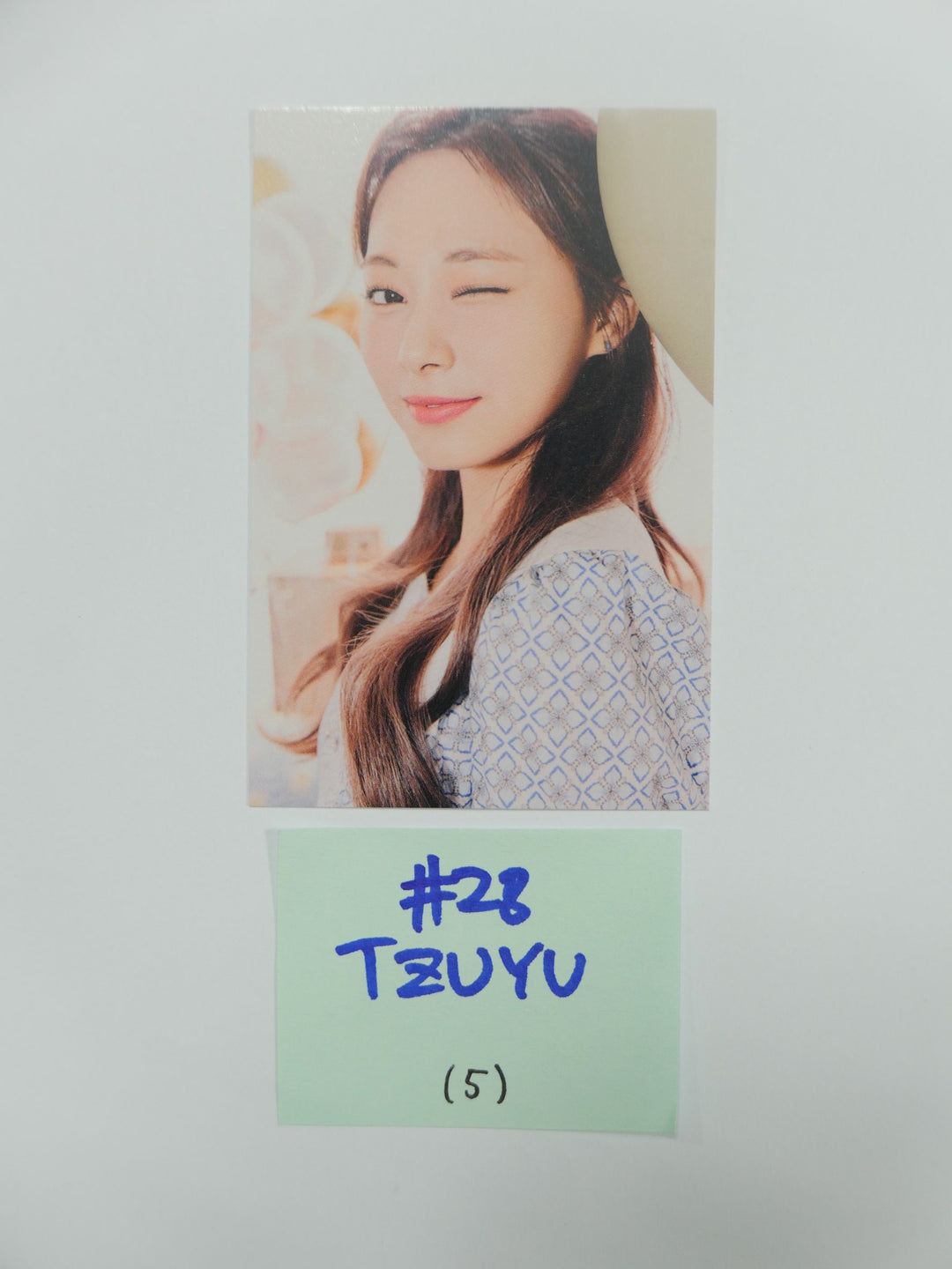 Happy TWICE & ONCE day ! - Official Trading Card (2)