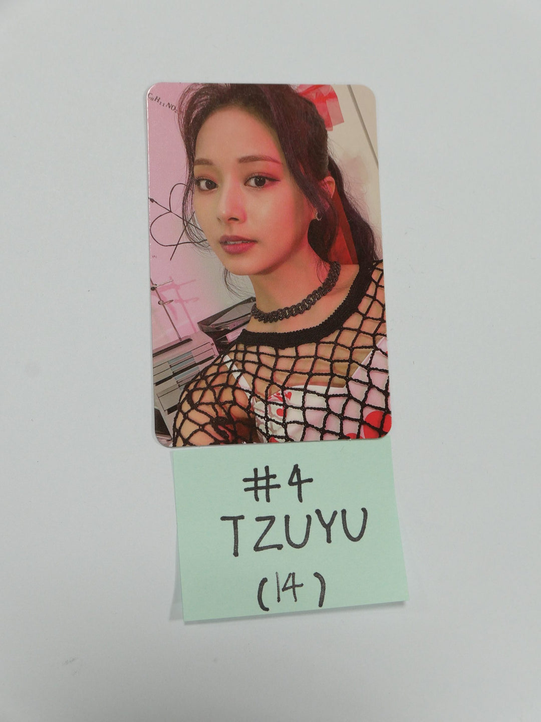 TWICE 'Formula of Love: O+T=<3' - Official Photocard [Tzuyu, Chaeyoung, Nayeon]