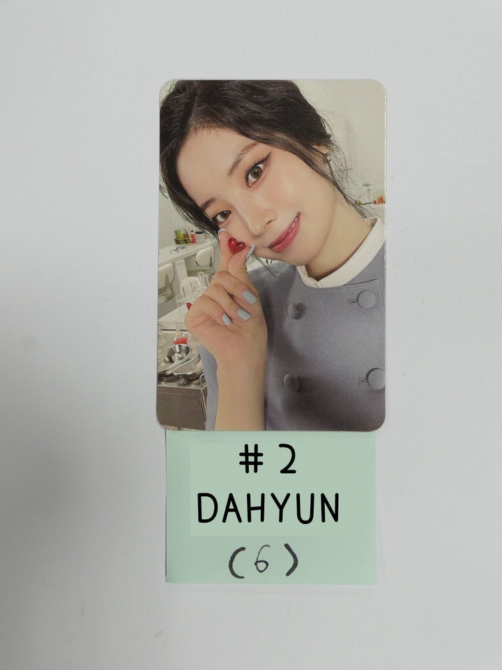 TWICE 'Formula of Love: O+T=<3' - Official Photocard [Dahyun, Jeong yeon, Jihyo, Twice]