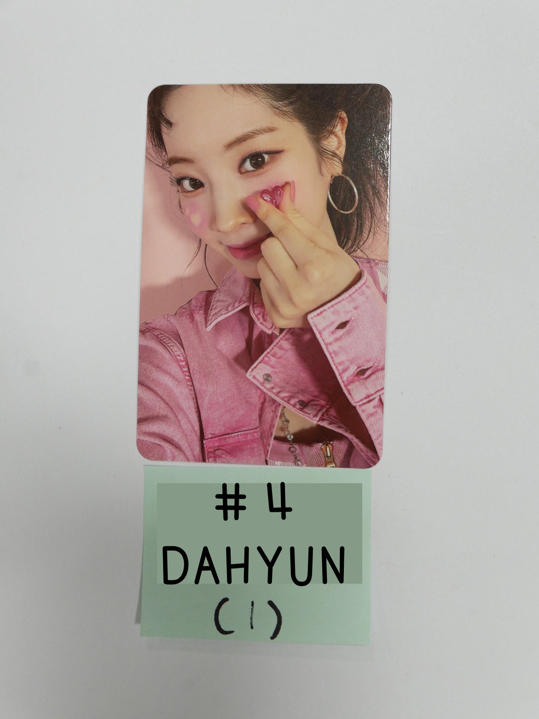 TWICE 'Formula of Love: O+T=<3' - Official Photocard [Dahyun, Jeong yeon, Jihyo, Twice]