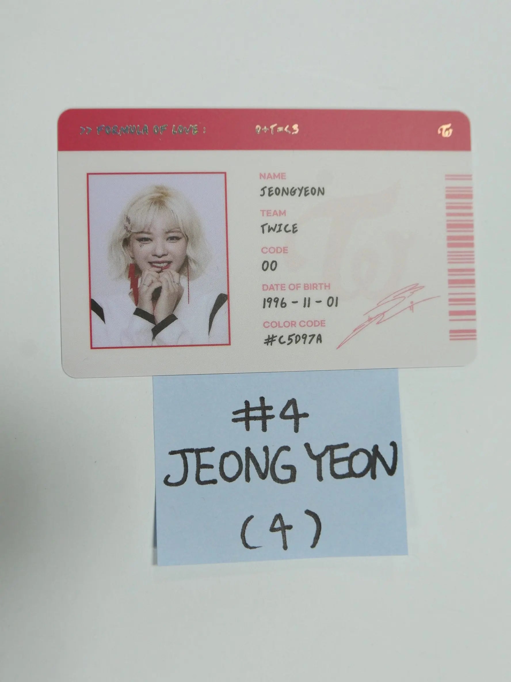 TWICE 'Formula of Love: O+T=<3' - Official Scientist ID, Break 