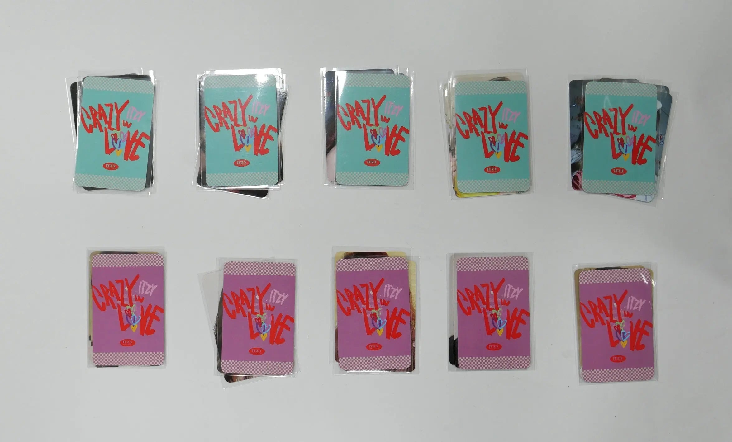ITZY 1st Album Crazy In Love Official PVC Photocard