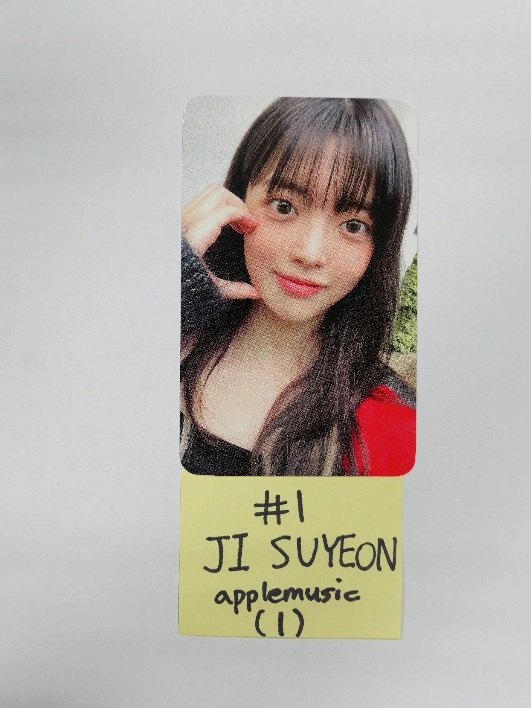 Weki Meki 'I AM ME.'- Applemusic Fan Sign Event Photocard