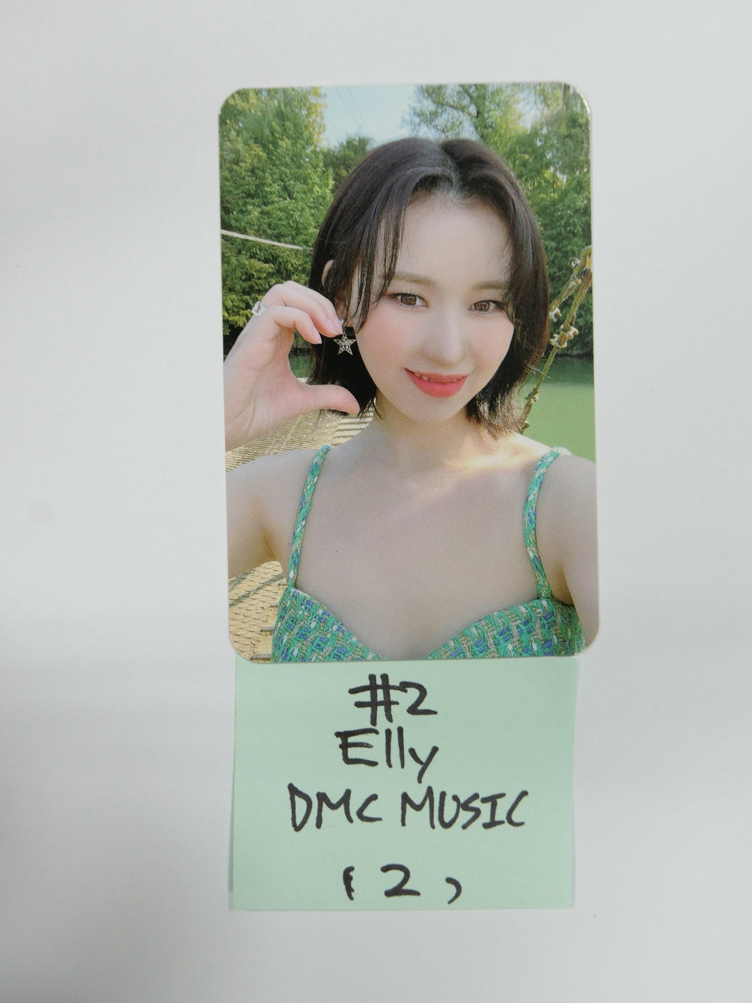 Weki Meki ‘I AM ME.’- DMC Music Fan Sign Event Photocard