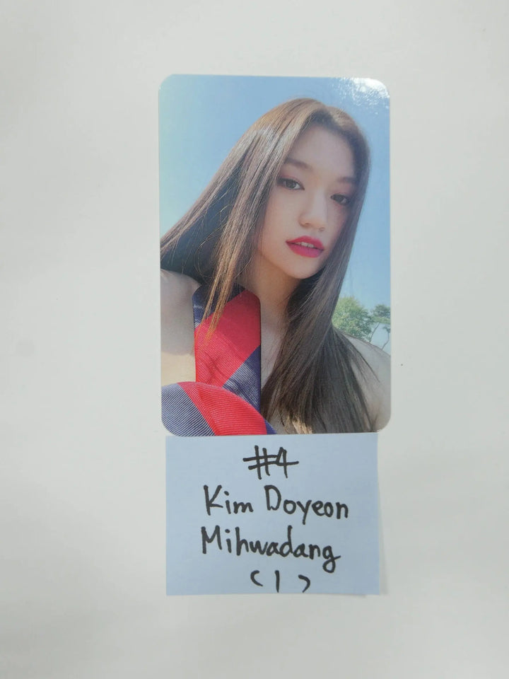 Weki Meki ‘I AM ME.’- Mihawdang Fan Sign Event Photocard