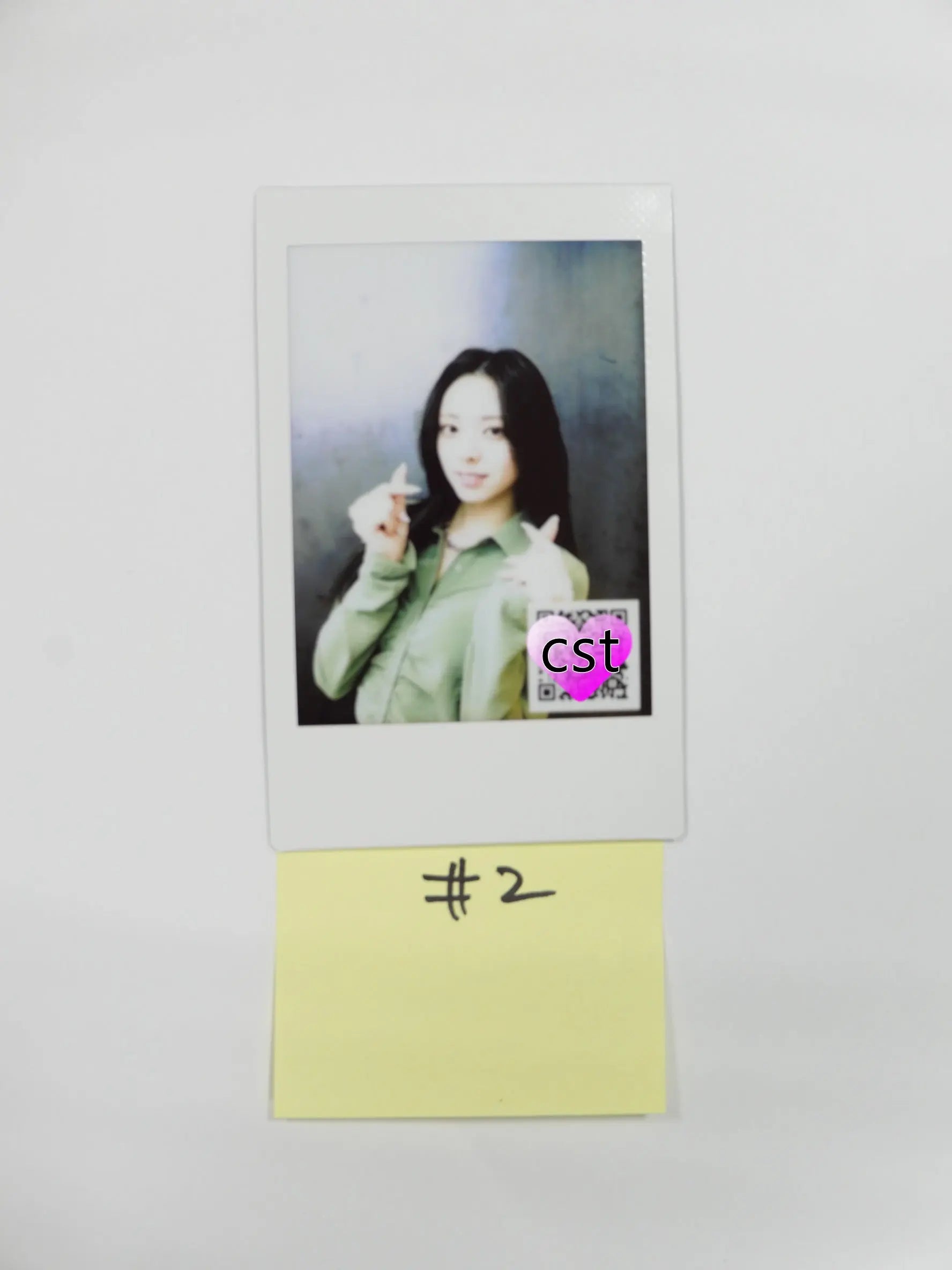 ITZY 'CRAZY IN LOVE' – Fansign Event Yuna Voice Polaroid