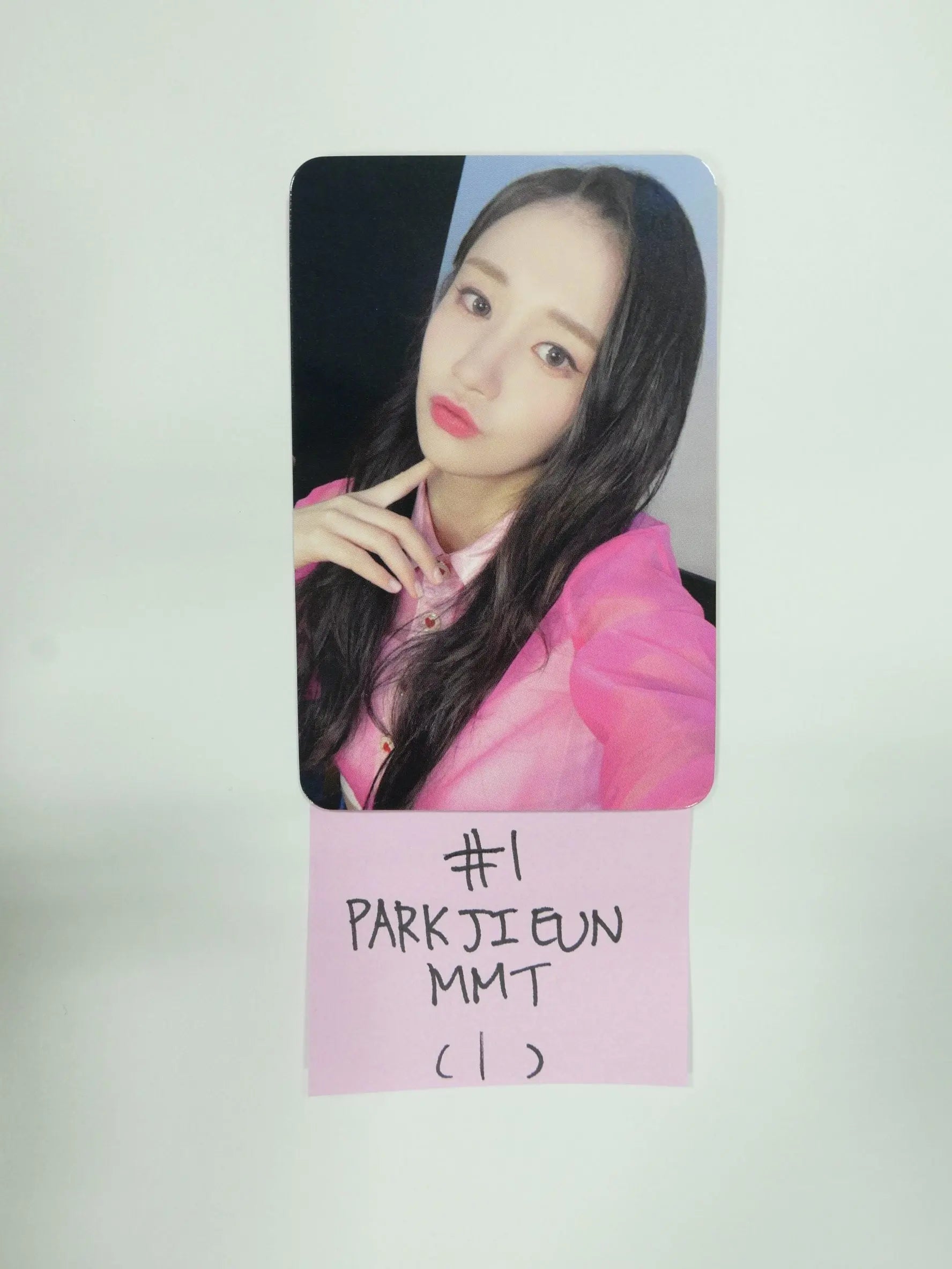 Purple Kiss 'Hide & Seek' - MMT Fansign Event Photocard