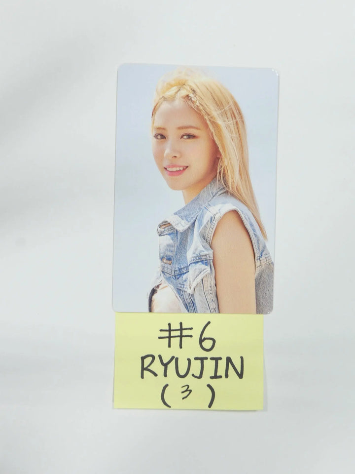 ITZY 'Best Friends Forever' - 2022 Season's Greetings Trading Card (1) - HALLYUSUPERSTORE