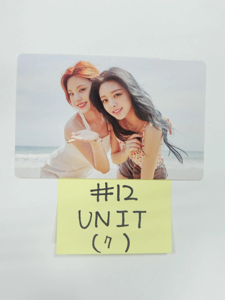 ITZY 'Best Friends Forever' - 2022 Season's Greetings Trading Card (1) - HALLYUSUPERSTORE