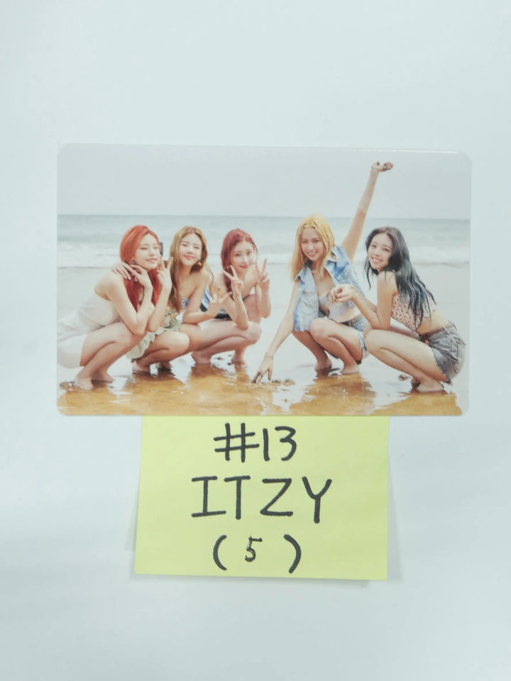 ITZY 'Best Friends Forever' - 2022 Season's Greetings Trading Card (1) - HALLYUSUPERSTORE