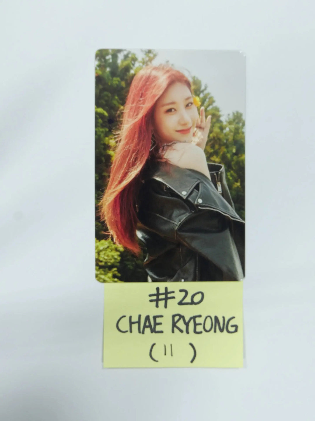 ITZY 'Best Friends Forever' - 2022 Season's Greetings Trading Card (1) - HALLYUSUPERSTORE