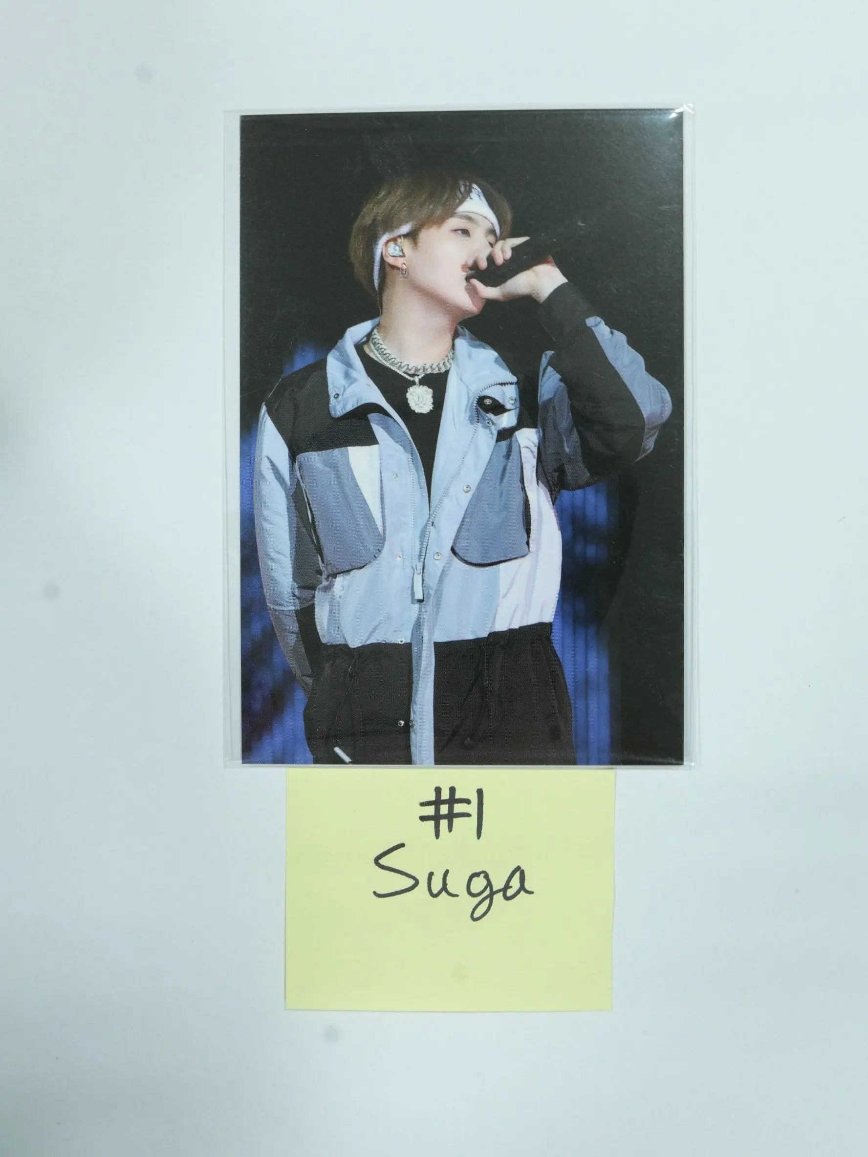 Amazon.co.jp: HYBE INSIGHT ハイブインサイト 展示会 BTS SUGA