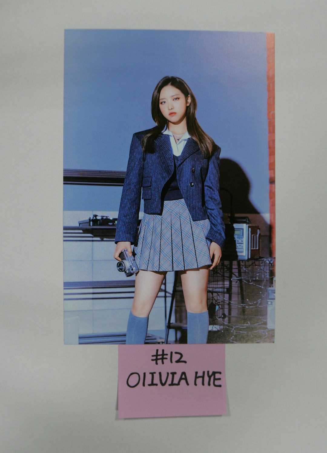 Loona Season's Greetings Orbit Member ship Pre-Order Benefit Postcard