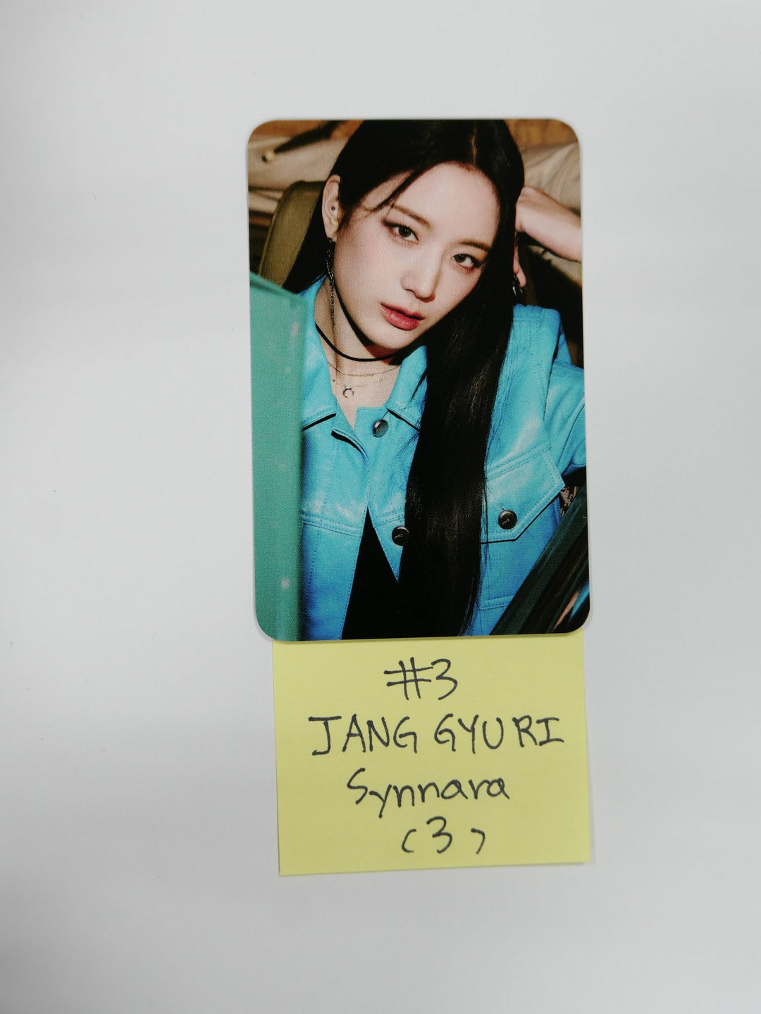 Fromis_9 "Midnight Guest" - Synnara Pre-Order Benefit Photocard