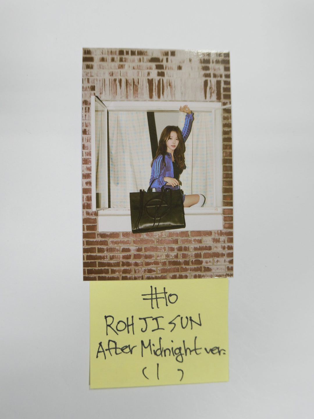 Fromis_9 "Midnight Guest" - Official Photocard [After Midnight Ver]